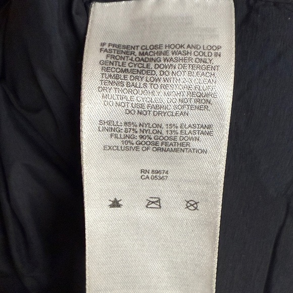 Mountain Hardwear Down Jacket - Picture 2 of 6